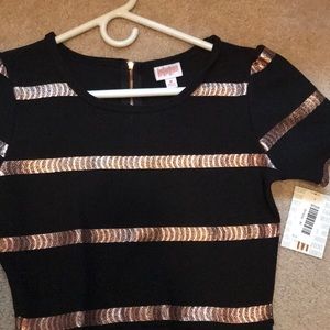 LuLaRoe Dresses - LulaRoe Amelia Dress NWT LuLaRoe Dresses - LulaRoe Amelia Dress NWT
